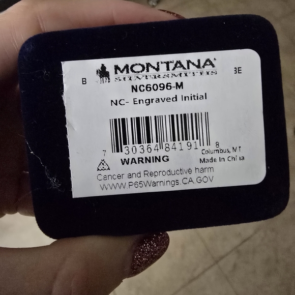 NIB! Montana Silversmiths Engraved "M" Initial Necklace - Picture 3 of 3